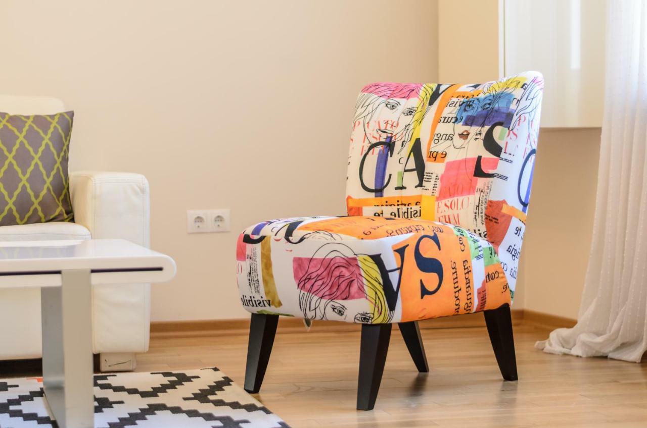 Rise & Shine Sofia Luxury Apartment By Flat Mаnager Bagian luar foto